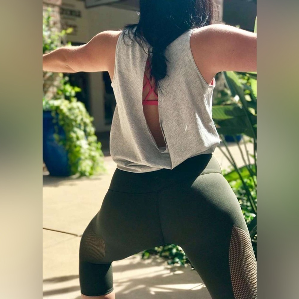 Lululemon Reveal Crop (15") - Picture 7 of 10